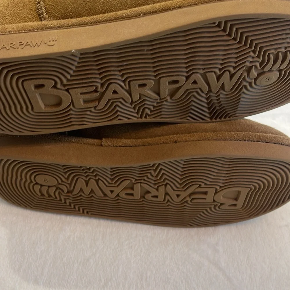 BEARPAW WOMENS SIZE 9 Cozy Brown Shearling Boots